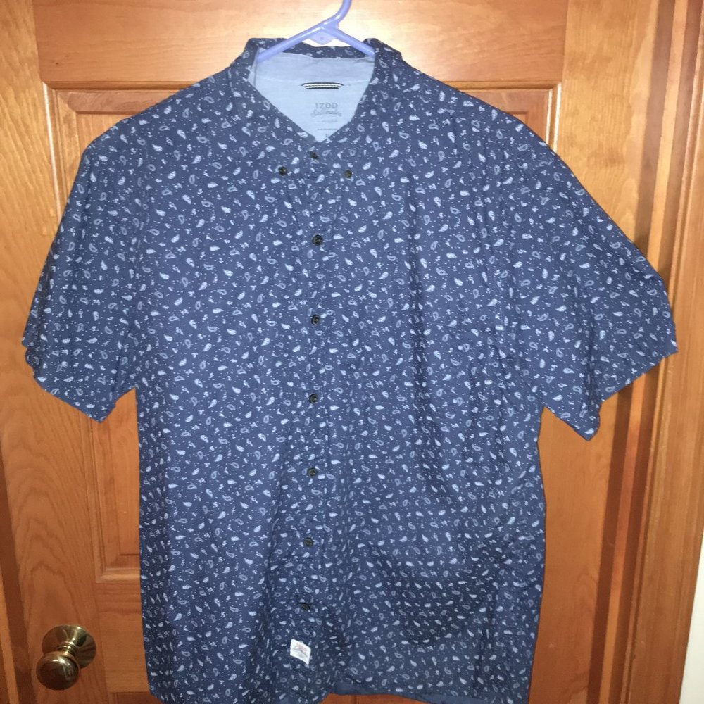 XL IZOD Short Sleeve Button Down Shirt